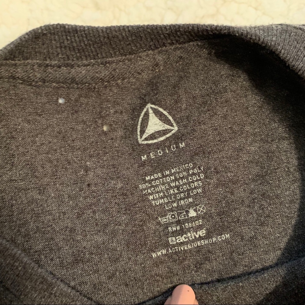 Active tee - Picture 3 of 8